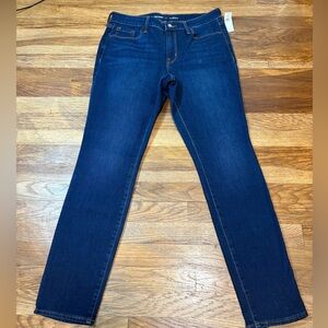 OLD NAVY mid rise pop icon skinny jeans